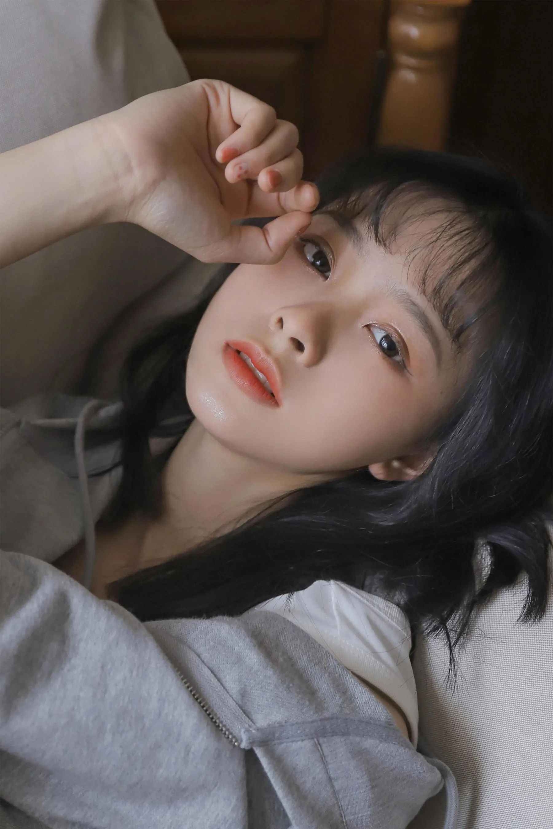 [YITUYU艺图语]2022.08.01 灰色轨迹 -春夏_ [23P]插图1